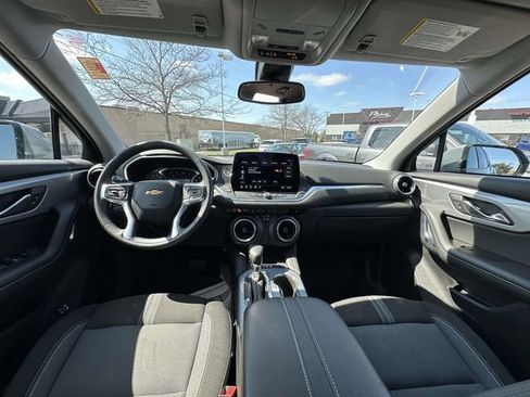 Used 2023 Chevrolet Blazer LT w/ Convenience Package FWD image 13