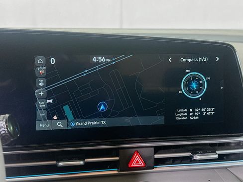 Used 2025 Hyundai Elantra SEL FWD image 21