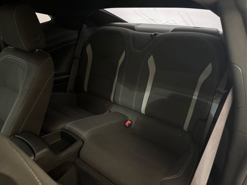 Used 2016 Chevrolet Camaro LT RWD image 10