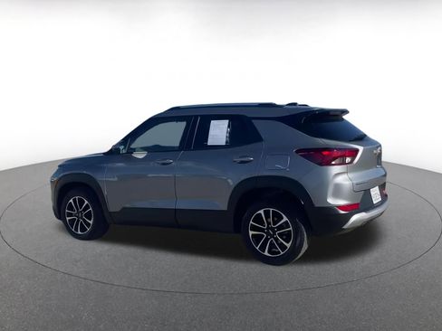 Used 2025 Chevrolet TrailBlazer LT image 10