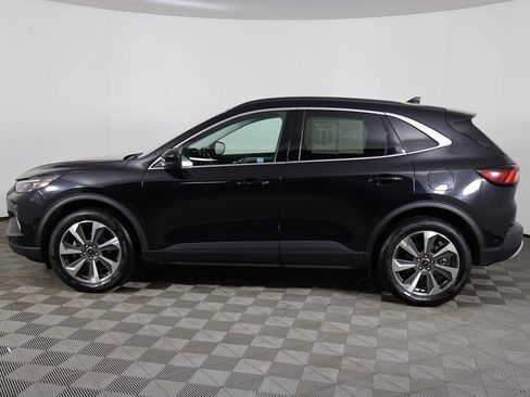 Used 2023 Ford Escape Platinum w/ Premium Technology Package image 17