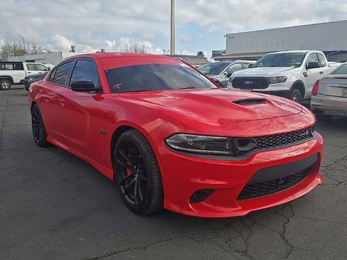 Used 2023 Dodge Charger Scat Pack w/ Dynamics Package image 2
