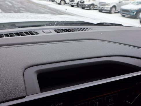 Used 2023 GMC Sierra 1500 SLT w/ SLT Premium Package image 29