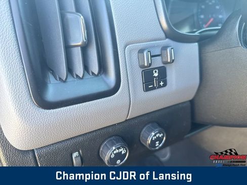 Used 2020 Chevrolet Colorado W/T w/ WT Convenience Package image 30