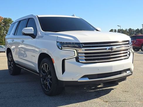 Used 2023 Chevrolet Tahoe High Country w/ Premium Package image 7