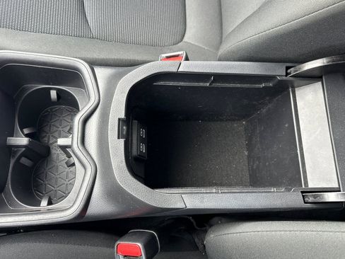 Certified 2025 Toyota RAV4 LE AWD/4WD image 34