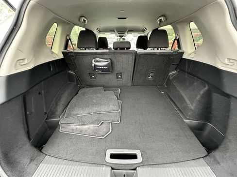 Used 2023 Nissan Rogue SV AWD/4WD image 41