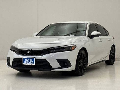 Certified 2023 Honda Civic Sport Touring image 2