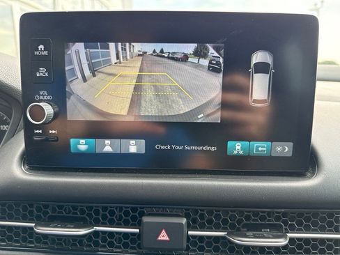 Used 2024 Honda HR-V EX-L image 18