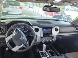 Used 2016 Toyota Tundra SR5 w/ SR5 Upgrade Package RWD image 8