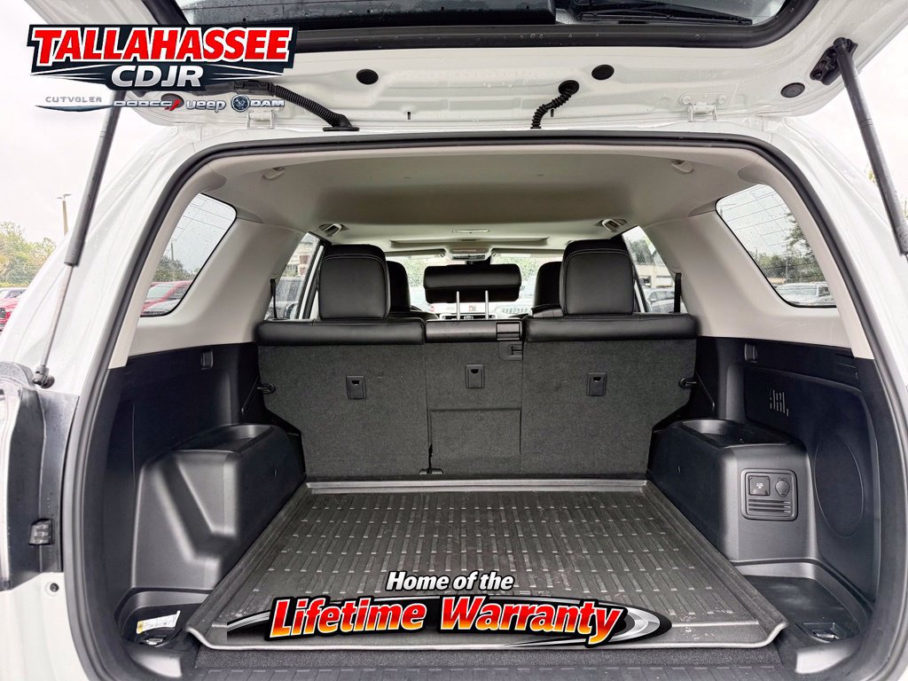 Used 2024 Toyota 4Runner Limited AWD/4WD image 17