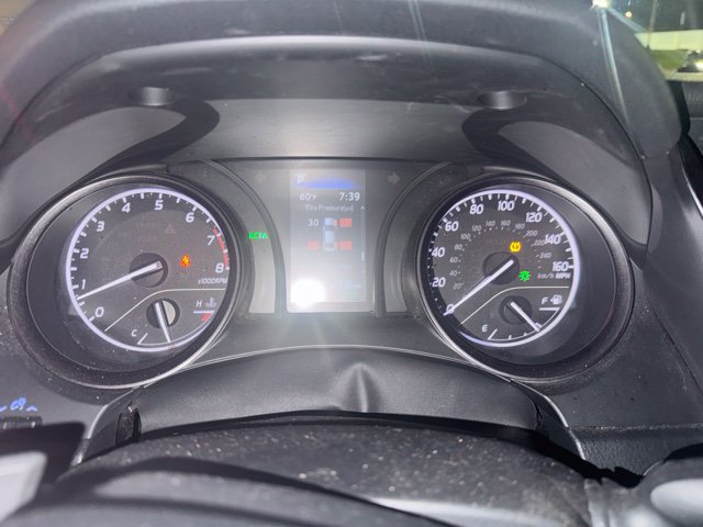 Used 2021 Toyota Camry SE w/ Audio Upgrade Package FWD image 14