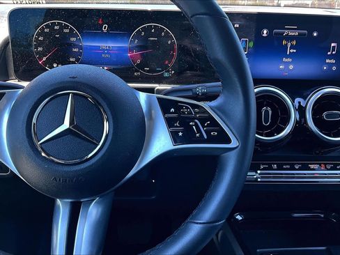 Certified 2026 Mercedes-Benz GLB 250 image 25