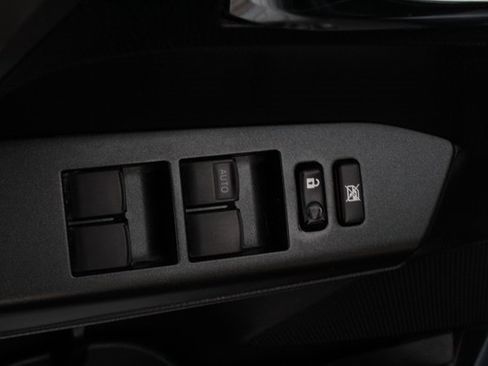 Used 2018 Toyota RAV4 XLE image 15