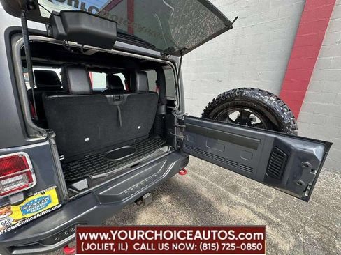 Used 2017 Jeep Wrangler Rubicon image 16