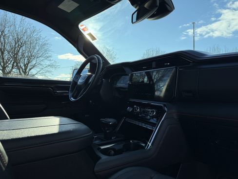 Used 2024 GMC Sierra 1500 AT4 w/ AT4 Premium Package image 37