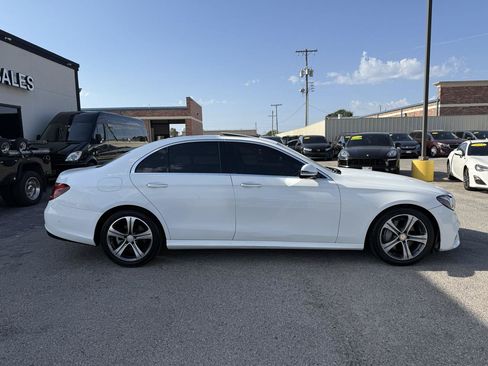 Used 2017 Mercedes-Benz E 300 image 5