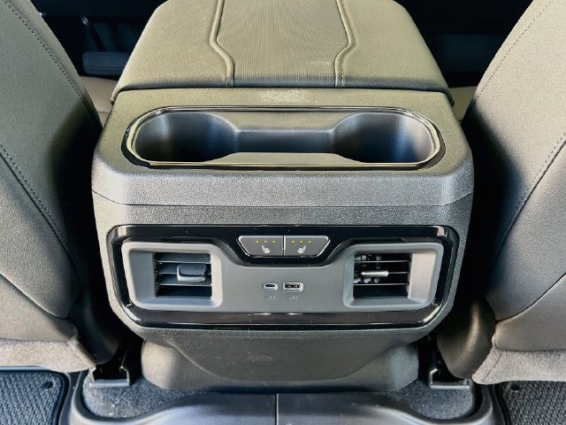 New 2026 GMC Sierra 1500 AT4 w/ AT4 Premium Package AWD/4WD image 18