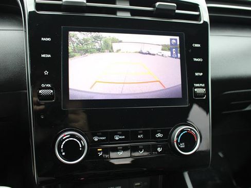 Used 2023 Hyundai Santa Cruz SE AWD/4WD image 15