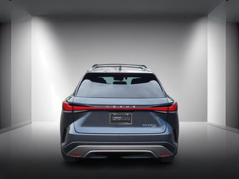 Used 2025 Lexus RX 350h image 6