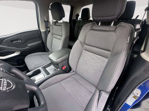 Used 2024 Nissan Frontier SV image 22