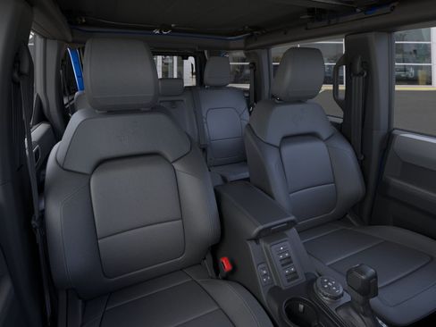 New 2025 Ford Bronco Big Bend w/ Black Diamond Package AWD/4WD image 10