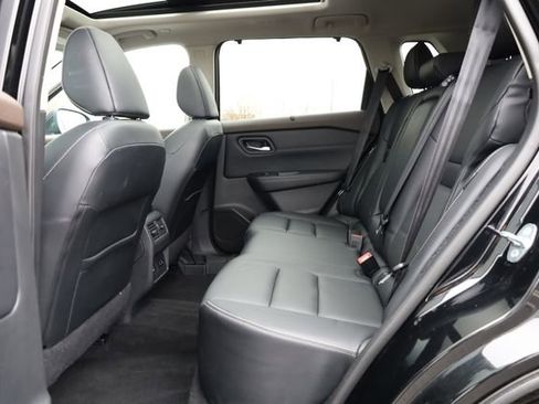 Used 2022 Nissan Rogue SL w/ SL Premium Package image 26