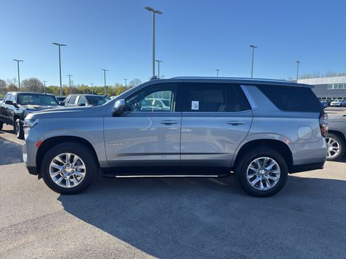 Used 2024 Chevrolet Tahoe Premier w/ Premium Package AWD/4WD image 6