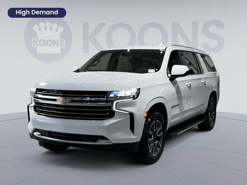 Used 2021 Chevrolet Suburban LT AWD/4WD image 1