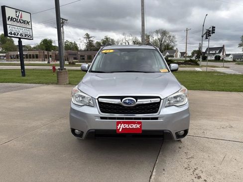 Used 2015 Subaru Forester 2.5i Touring w/ Popular Package #2 AWD/4WD image 2