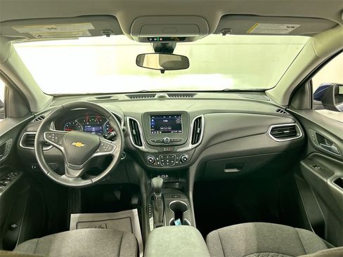 Used 2023 Chevrolet Equinox LT image 18