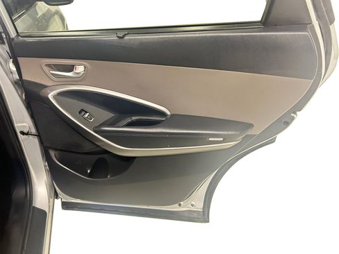 Used 2014 Hyundai Santa Fe Limited FWD image 23