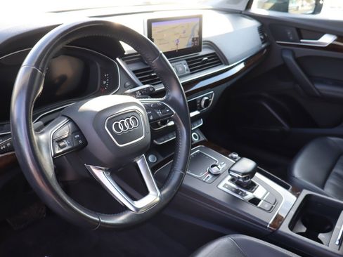 Used 2019 Audi Q5 2.0T Premium Plus w/ Premium Plus Package image 9