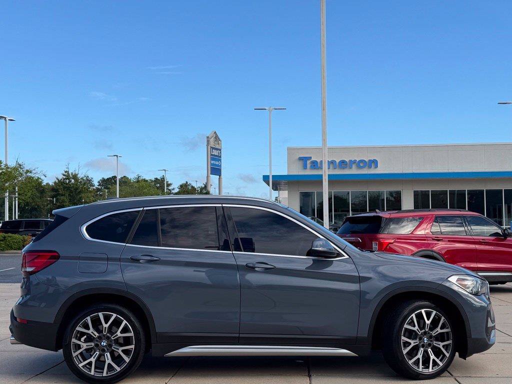 Used 2021 BMW X1 xDrive28i w/ Convenience Package AWD/4WD image 4