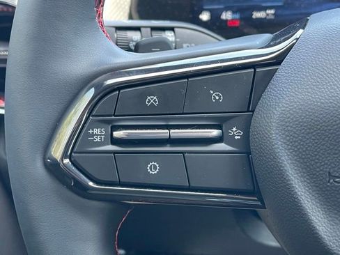 Used 2026 Chevrolet Equinox RS image 8