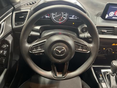 Used 2017 MAZDA MAZDA3 Sport FWD image 21