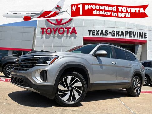 Used 2026 Volkswagen Atlas SE FWD image 1