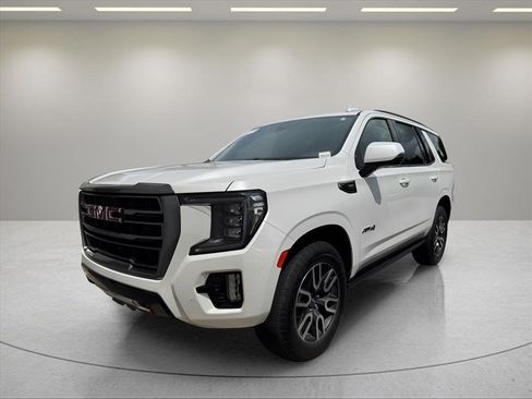 Used 2022 GMC Yukon AT4 AWD/4WD image 1