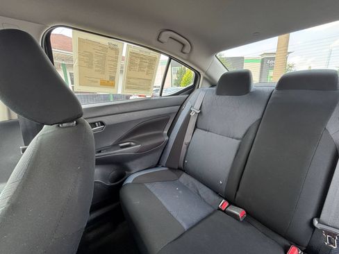 Used 2025 Nissan Versa SV FWD image 37