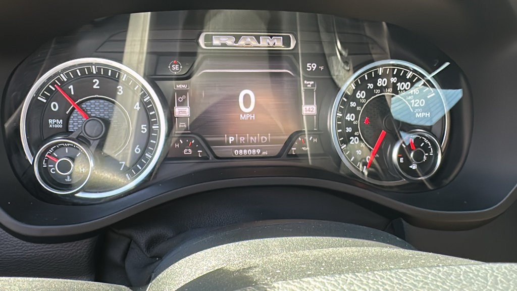 Used 2020 RAM 1500 Laramie w/ Sport Appearance Package AWD/4WD image 20