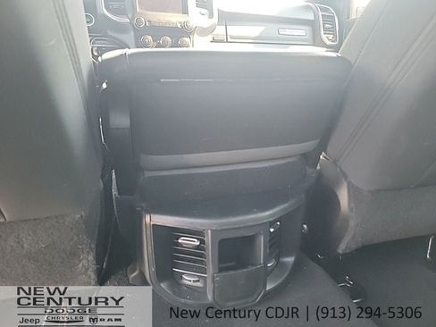 Used 2024 RAM 2500 Big Horn AWD/4WD image 18