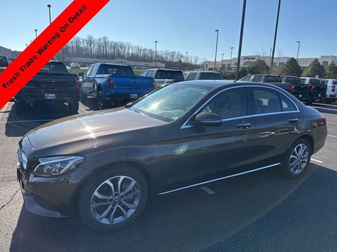 Used 2018 Mercedes-Benz C 300 4MATIC Sedan image 2
