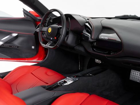 Used 2023 Ferrari SF90 Stradale image 29