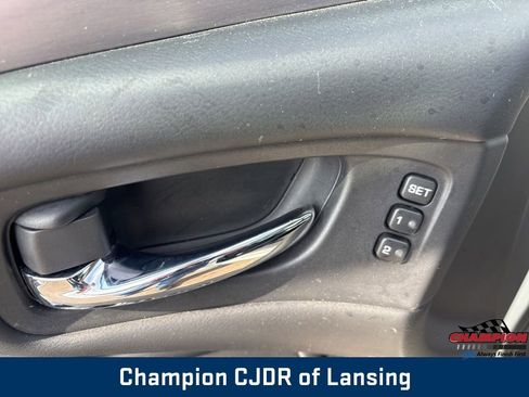 Used 2022 Nissan Murano SL AWD/4WD image 16