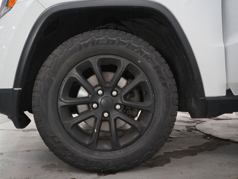Used 2014 Jeep Grand Cherokee Limited AWD/4WD image 31