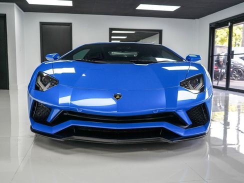 Used 2018 Lamborghini Aventador S AWD/4WD image 10