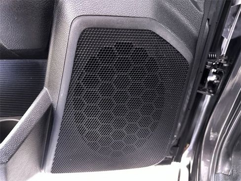 Used 2018 RAM 1500 Express image 25