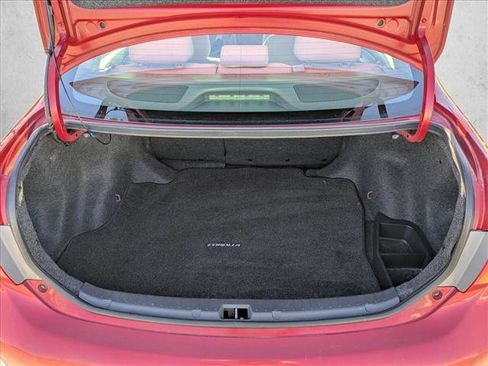 Used 2010 Toyota Corolla LE image 6