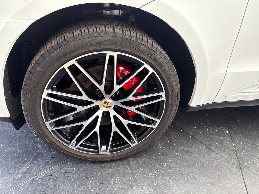 Certified 2023 Porsche Macan S AWD/4WD image 14