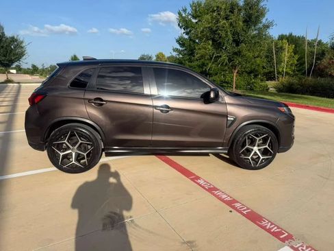 Used 2020 Mitsubishi Outlander Sport ES FWD image 6